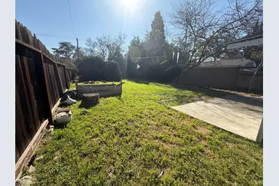 1490 Davis St, San Jose, CA 95126 - Photo 27
