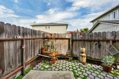 1419 Squire Ct, Hollister, CA 95023 - Photo 33