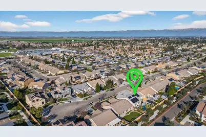 6625 W Vine Ct, Visalia, CA 93291 - Photo 13