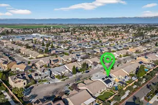 6625 W Vine Ct, Visalia, CA 93291 - Photo 13