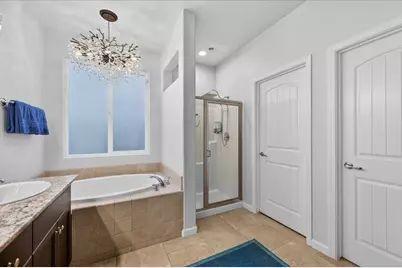 6625 W Vine Ct, Visalia, CA 93291 - Photo 45