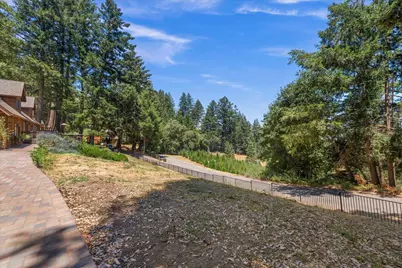 19960 Skyline Blvd, Los Gatos, CA 95033 - Photo 43