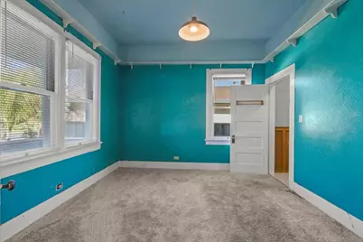 262 E 6th St, Gilroy, CA 95020 - Photo 7