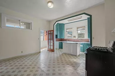 262 E 6th St, Gilroy, CA 95020 - Photo 5