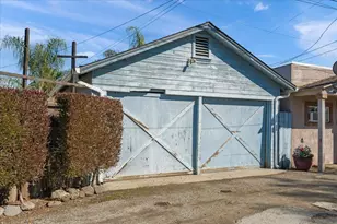 262 E 6th St, Gilroy, CA 95020 - Photo 15