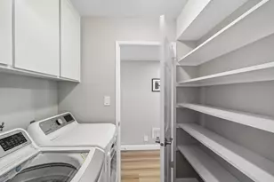 6103 Edenhall Dr, San Jose, CA 95129 - Photo 33