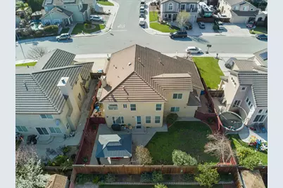 1901 Calistoga Dr, Hollister, CA 95023 - Photo 3