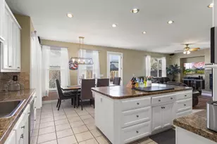 1901 Calistoga Dr, Hollister, CA 95023 - Photo 11