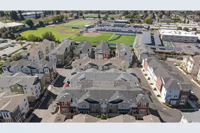 818 Gridley Ter 4, Sunnyvale, CA 94085 - Photo 57