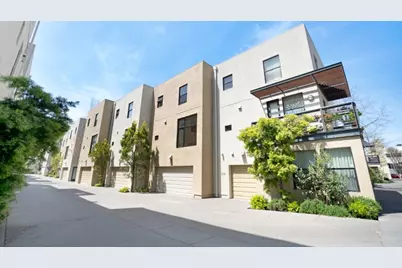 153 City Limits Cir, Emeryville, CA 94608 - Photo 1