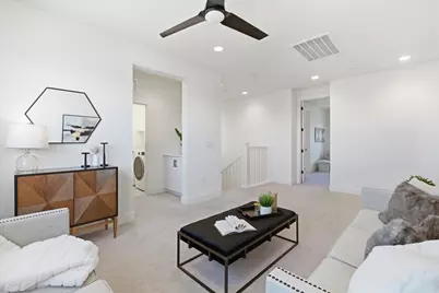 211 Arabian Ln, Hollister, CA 95023 - Photo 25