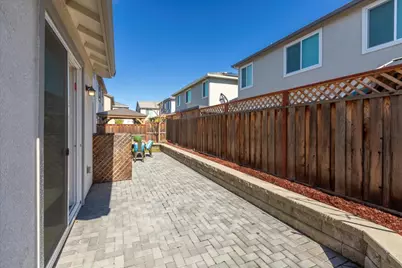 211 Arabian Ln, Hollister, CA 95023 - Photo 41