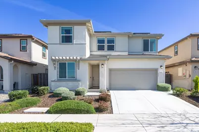 211 Arabian Ln, Hollister, CA 95023 - Photo 3