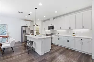 211 Arabian Ln, Hollister, CA 95023 - Photo 11