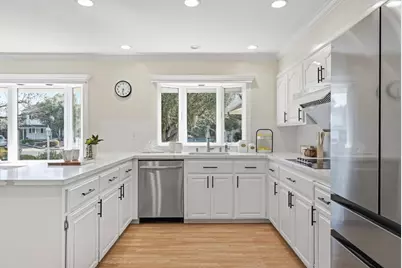 19319 Falmouth Ct, Saratoga, CA 95070 - Photo 15