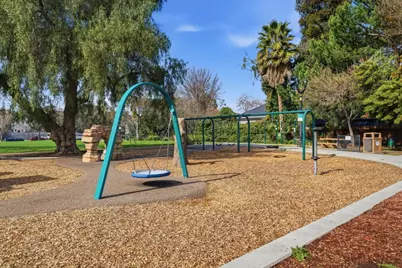 44 Ryland Park Dr, San Jose, CA 95110 - Photo 21