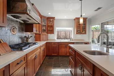 5072 Hawley Ct, San Jose, CA 95118 - Photo 23