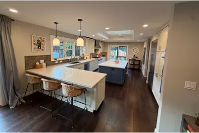 2258 Howard Ave, San Carlos, CA 94070 - Photo 5