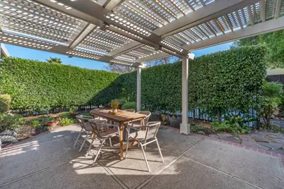 348 Henderson Dr, San Jose, CA 95123 - Photo 33