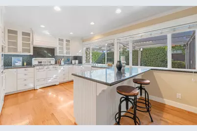 348 Henderson Dr, San Jose, CA 95123 - Photo 17