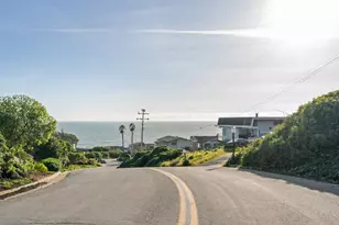 665 Sand Dollar Ln, Watsonville, CA 95076 - Photo 57