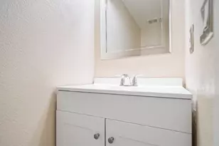 2697 Lone Bluff Way, San Jose, CA 95111 - Photo 9