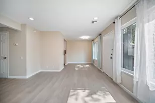 2697 Lone Bluff Way, San Jose, CA 95111 - Photo 5