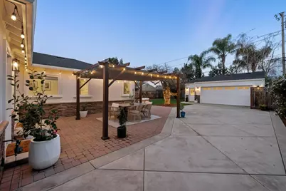 15146 Stratford Dr, San Jose, CA 95124 - Photo 61