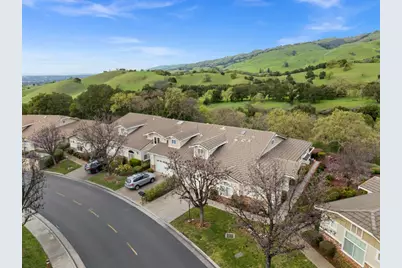 9008 Village View Dr, San Jose, CA 95135 - Photo 3