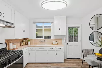 200 Anita Rd, Burlingame, CA 94010 - Photo 11