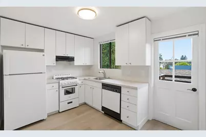 200 Anita Rd, Burlingame, CA 94010 - Photo 39