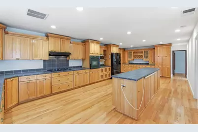 3060 Mark Ave, Santa Clara, CA 95051 - Photo 7