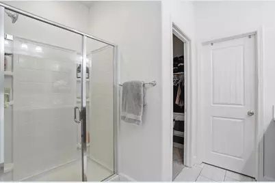 17642 Mystic Dr, Lathrop, CA 95330 - Photo 31