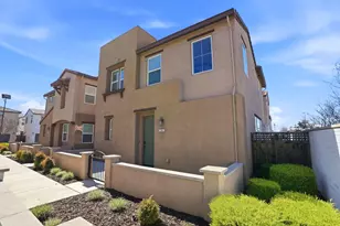 17642 Mystic Dr, Lathrop, CA 95330 - Photo 3