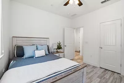 17642 Mystic Dr, Lathrop, CA 95330 - Photo 15