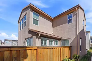 17642 Mystic Dr, Lathrop, CA 95330 - Photo 37