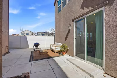 17642 Mystic Dr, Lathrop, CA 95330 - Photo 33