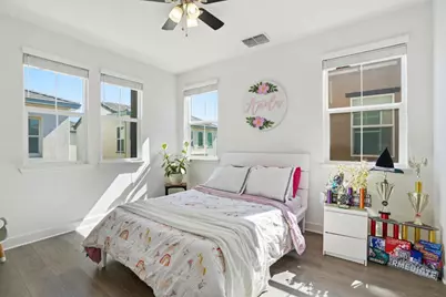 17642 Mystic Dr, Lathrop, CA 95330 - Photo 23