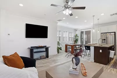 17642 Mystic Dr, Lathrop, CA 95330 - Photo 9