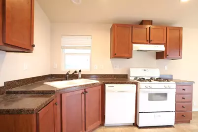 440 Moffett Blvd 3, Mountain View, CA 94043 - Photo 3