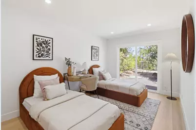 1380 Manzanita Dr, Millbrae, CA 94030 - Photo 31