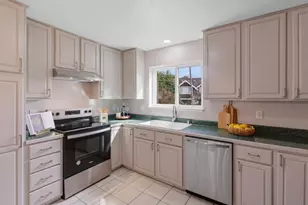 423 Montecito Ave, El Granada, CA 94018 - Photo 5