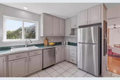 423 Montecito Ave, El Granada, CA 94018 - Photo 17