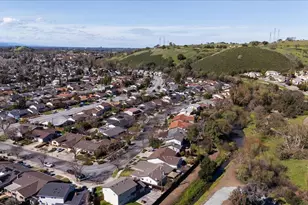 951 Wallace Dr, San Jose, CA 95120 - Photo 51