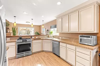 9400 Benbow Dr, Gilroy, CA 95020 - Photo 19