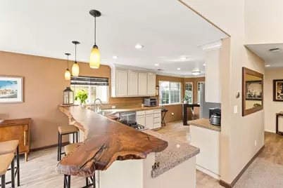 9400 Benbow Dr, Gilroy, CA 95020 - Photo 25