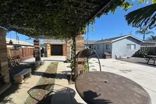 750 El Camino Paraiso, Hollister, CA 95023 - Photo 17