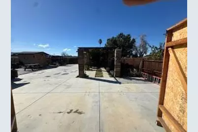 750 El Camino Paraiso, Hollister, CA 95023 - Photo 3