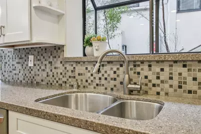 6875 The Turn, Oakland, CA 94611 - Photo 33