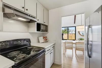 595 Manet Ter, Sunnyvale, CA 94087 - Photo 9